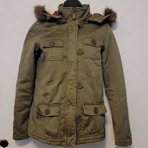 Gadzooks, Vintage Faux Fur Hoodie jacket size medium.